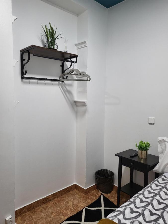 M-A Catrachos Rooms Madrid Eksteriør billede