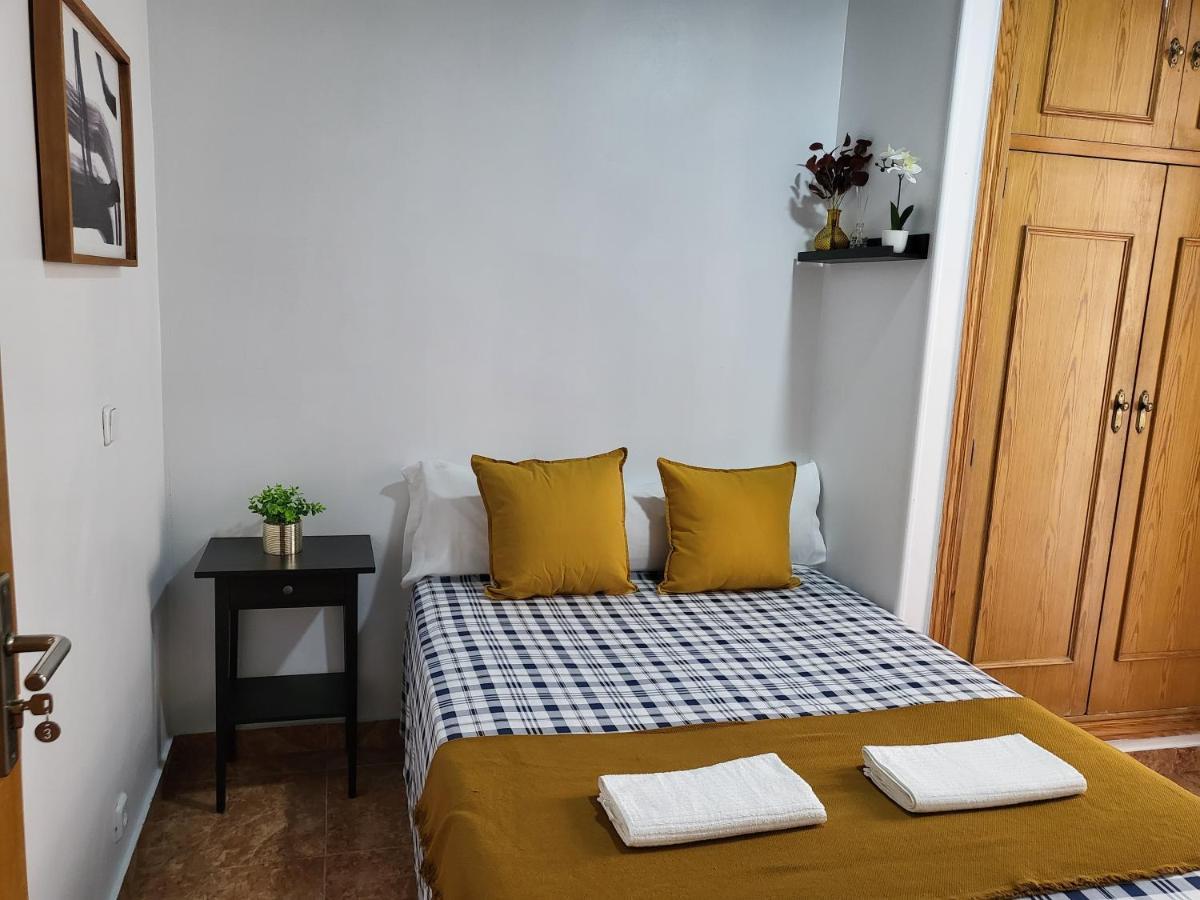 M-A Catrachos Rooms Madrid Eksteriør billede