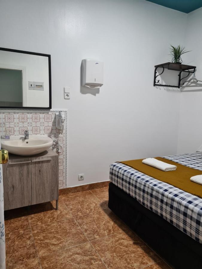 M-A Catrachos Rooms Madrid Eksteriør billede