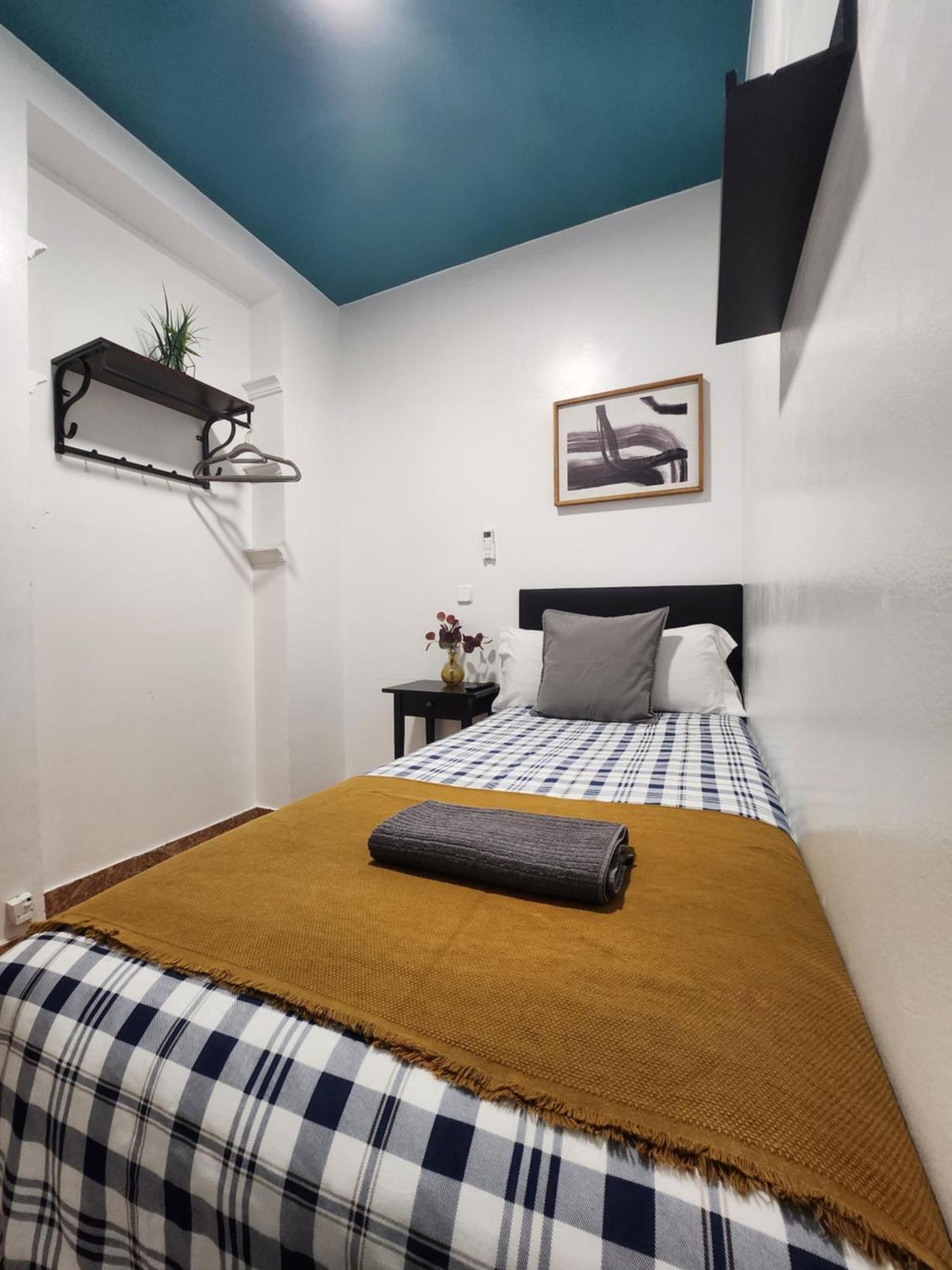 M-A Catrachos Rooms Madrid Eksteriør billede