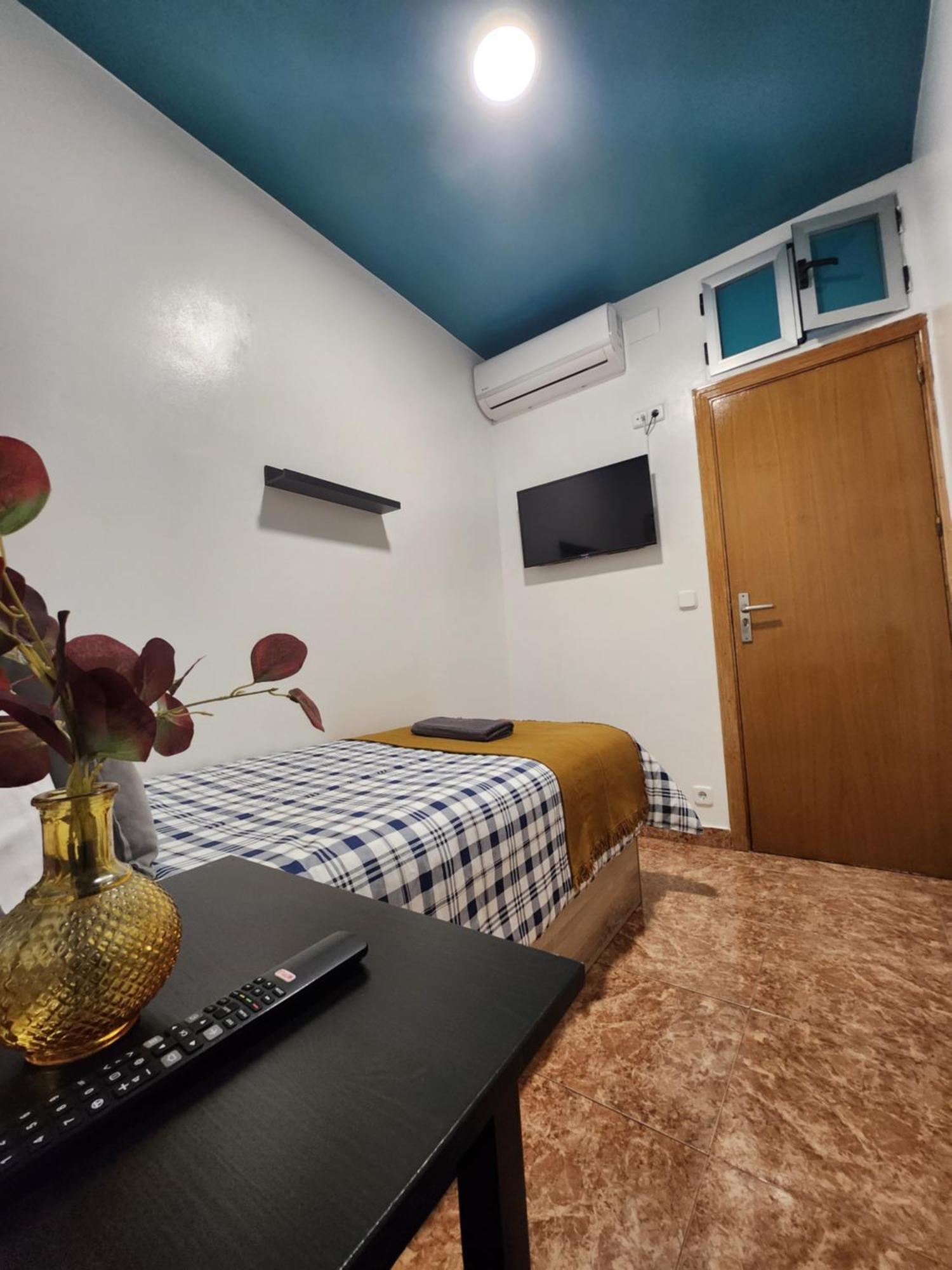 M-A Catrachos Rooms Madrid Eksteriør billede